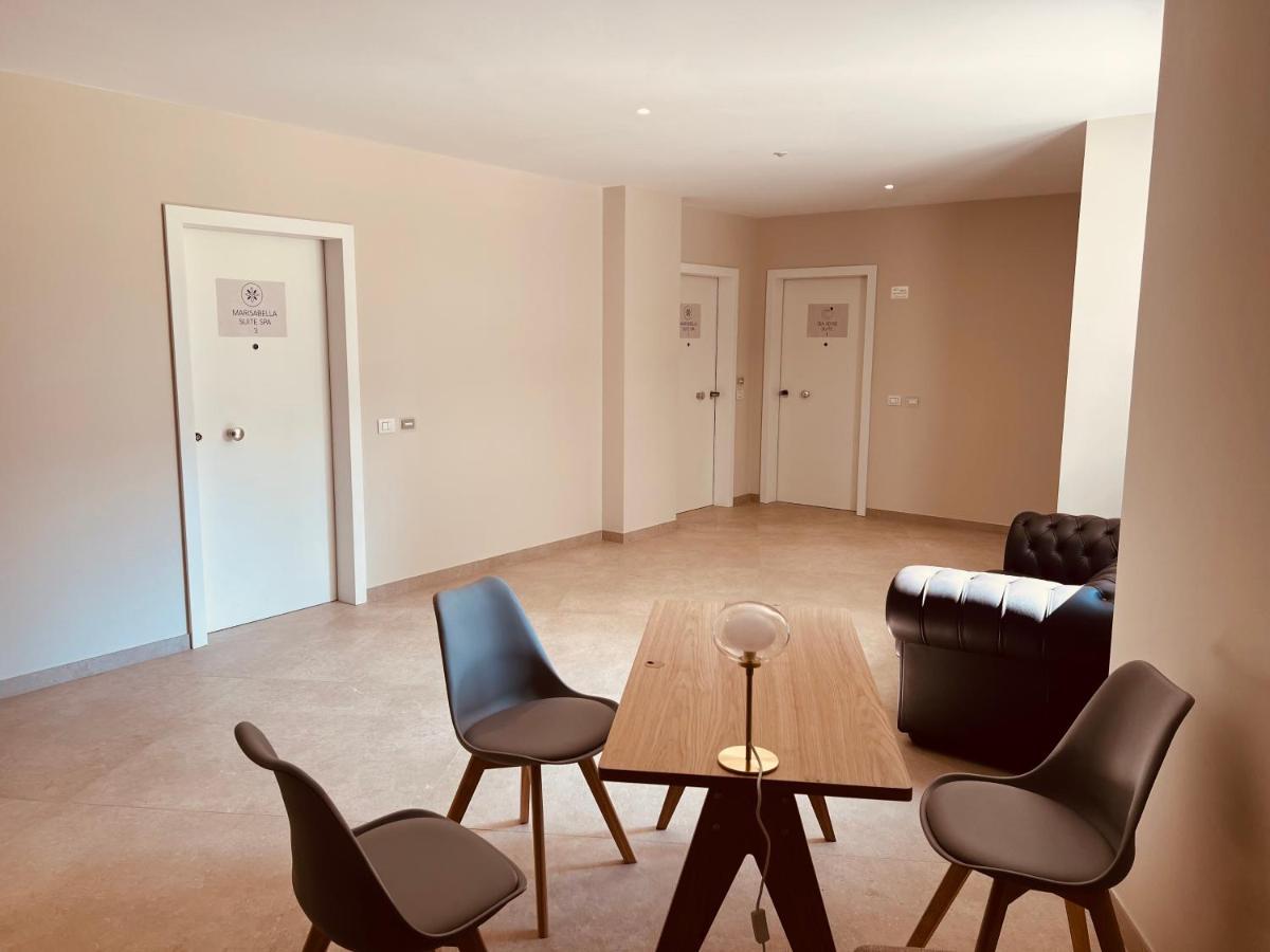 Sea Sense Suite 1 바리 외부 사진