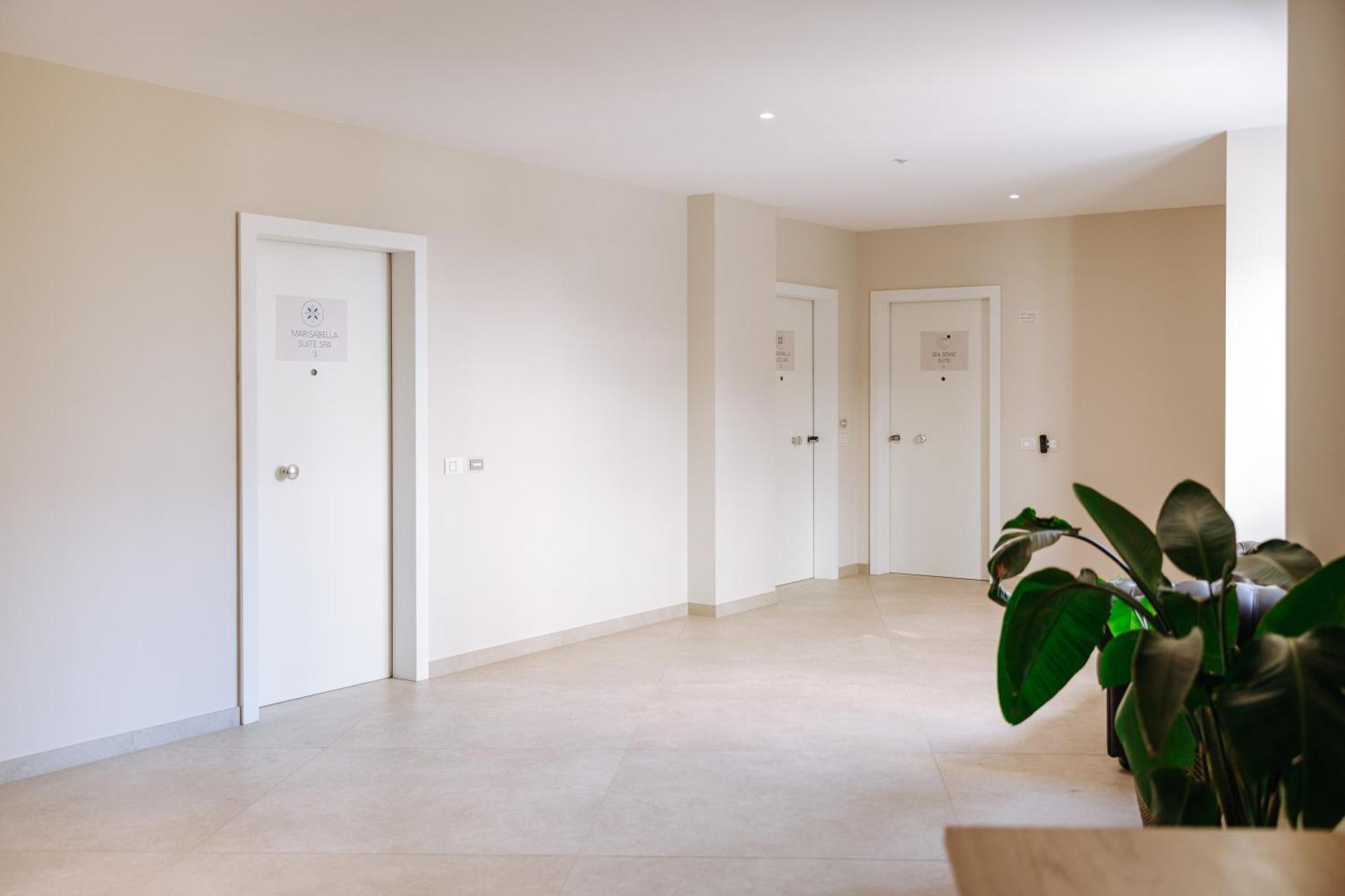 Sea Sense Suite 1 바리 외부 사진